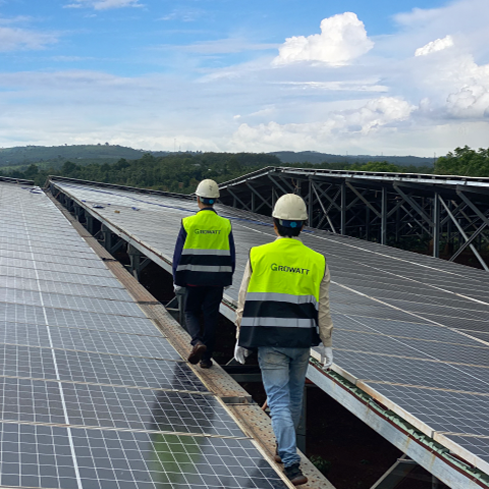 Growatt hỗ trợ công tác bảo trì hệ thống điện mặt trời cho khách hàng